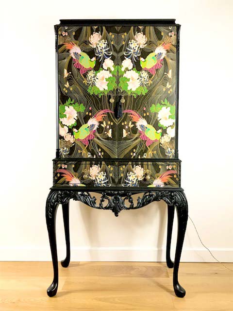Vintage Cocktail/Drinks Cabinet With Chinoiserie Phoenix Design